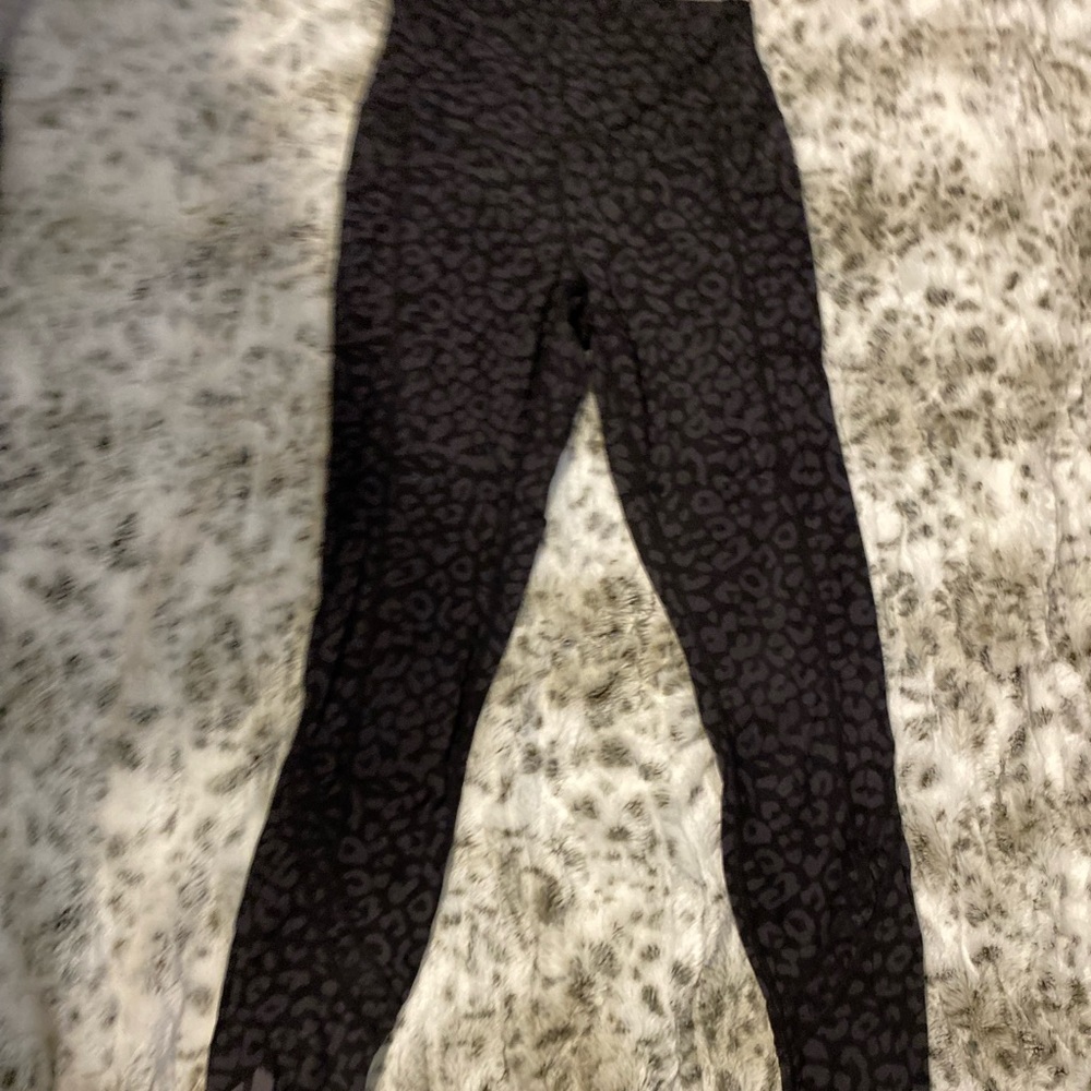 black leopard print leggings
